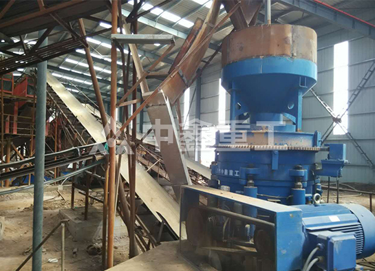 液压圆锥破碎机